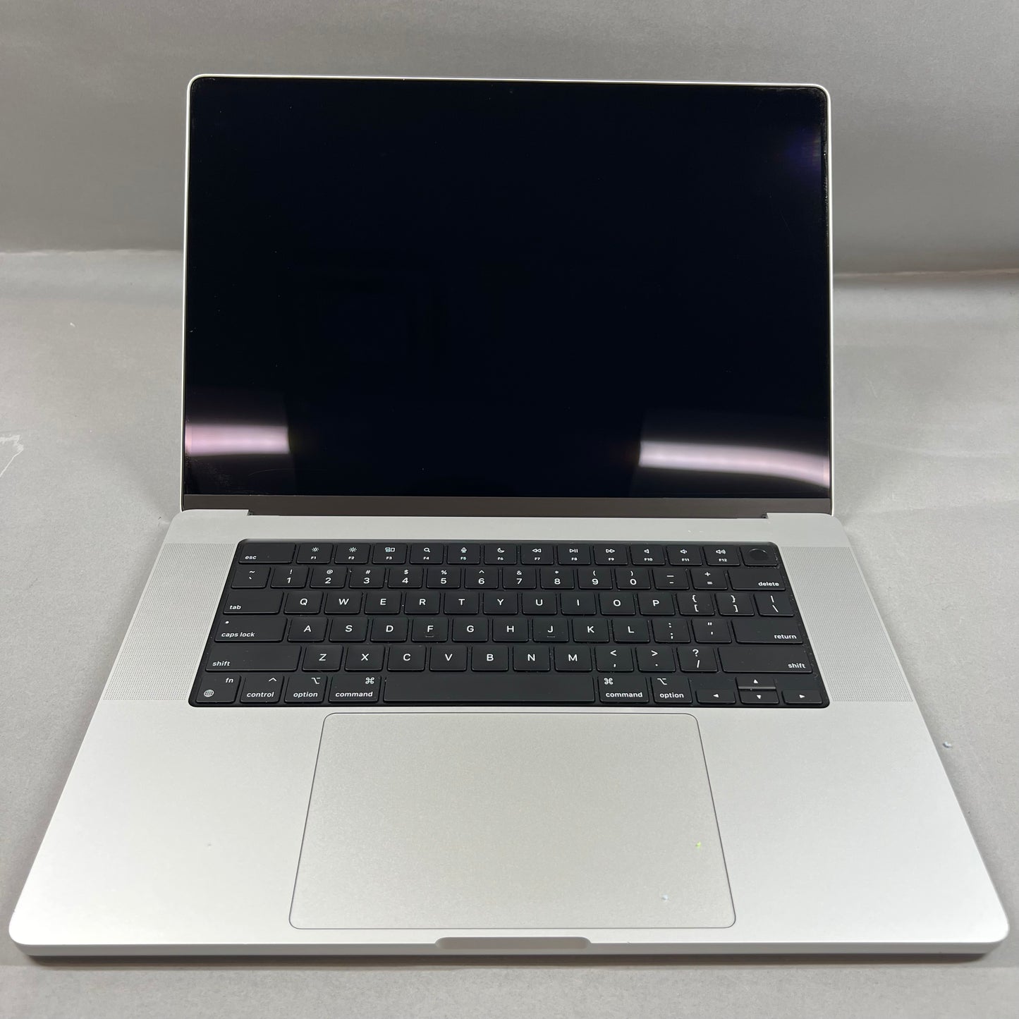 2021 Apple MacBook Pro 16" M1 Pro 32C GPU 3.2GHz 16GB RAM 1TB SSD A2485