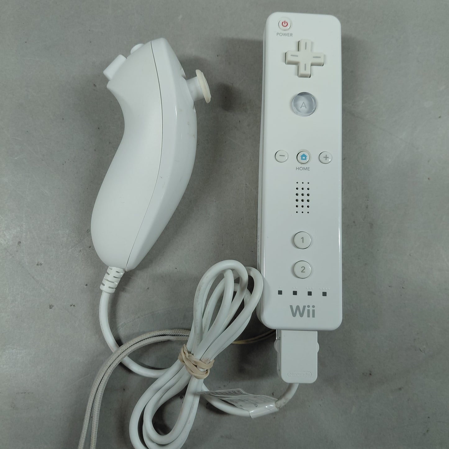 Nintendo Wii RVL-001 White W/WiiFit Plus, WiiFit Board