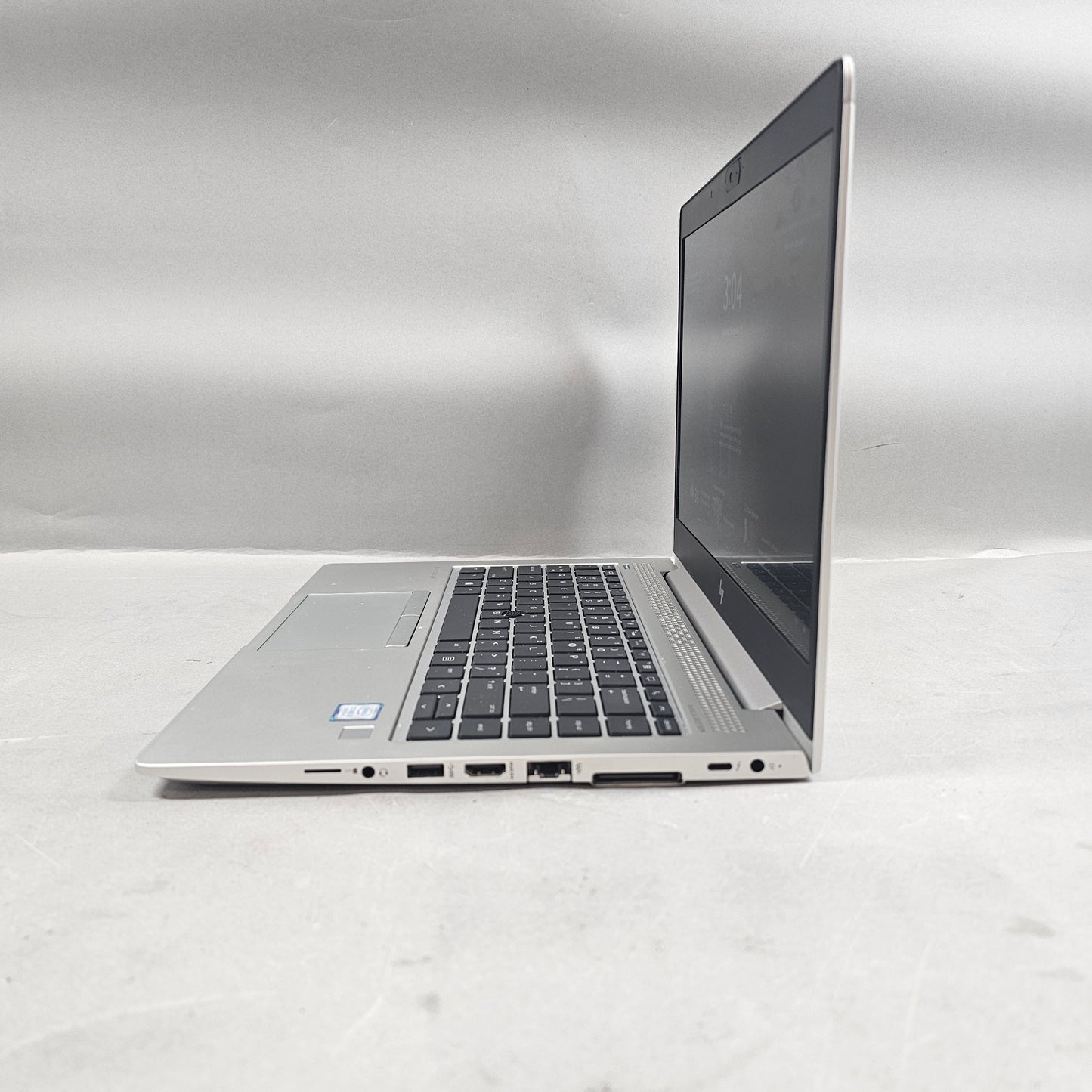 HP EliteBook  15-EG0067ST 15.6" i5-8265U 1.8GHz 8GB RAM 256GB SSD