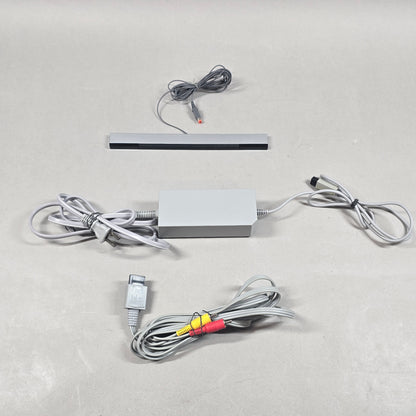 Nintendo Wii Video Game Console RVL-001 White
