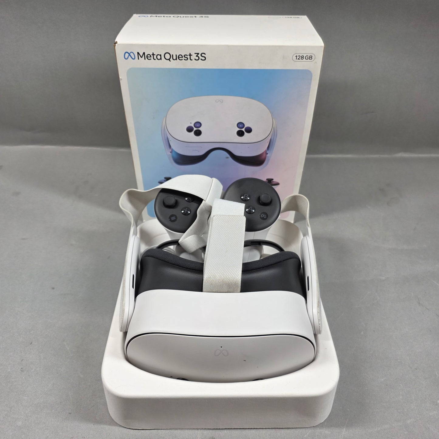Meta Quest 3S 128GB Standalone All-in-One VR Headset