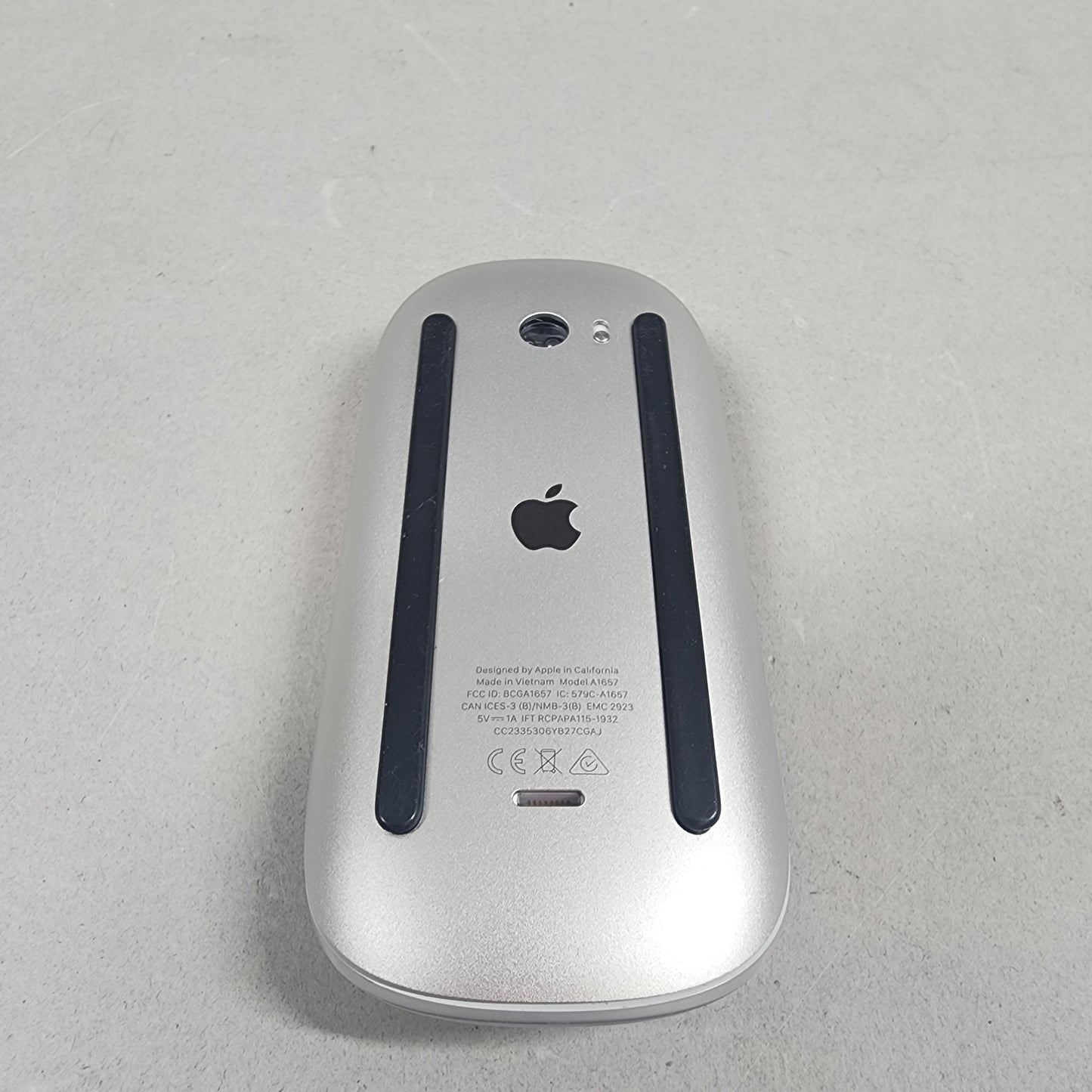Apple Magic Mouse 2 White & Apple Magic Keyboard with Keypad Bundle