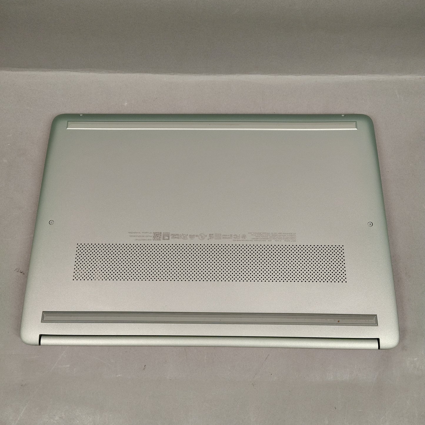 HP Laptop 14-DQ6013DX 14" i3-1215U 0.8GHz 4GB RAM 128GB SSD Bad Trackpad