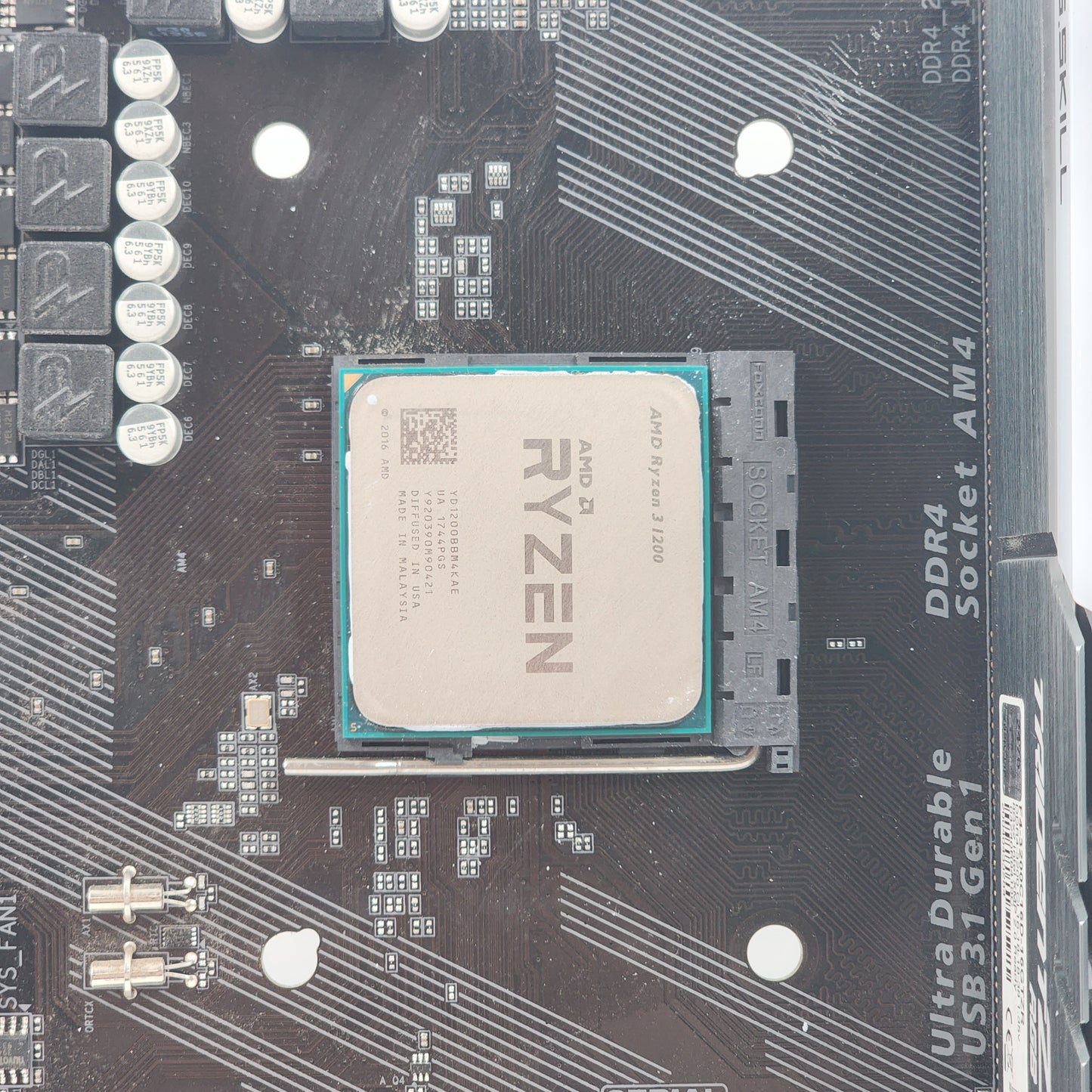Gigabyte GA-A320M-S2H AM4, Ryzen CPU, Trident Z Ram, Gaming Motherboard Bundle