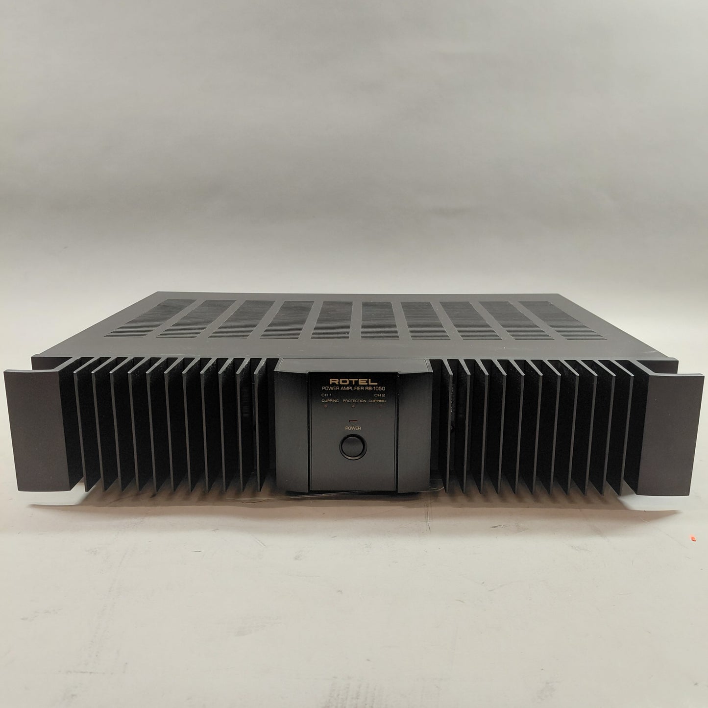 Rotel RB1050 Amplifier