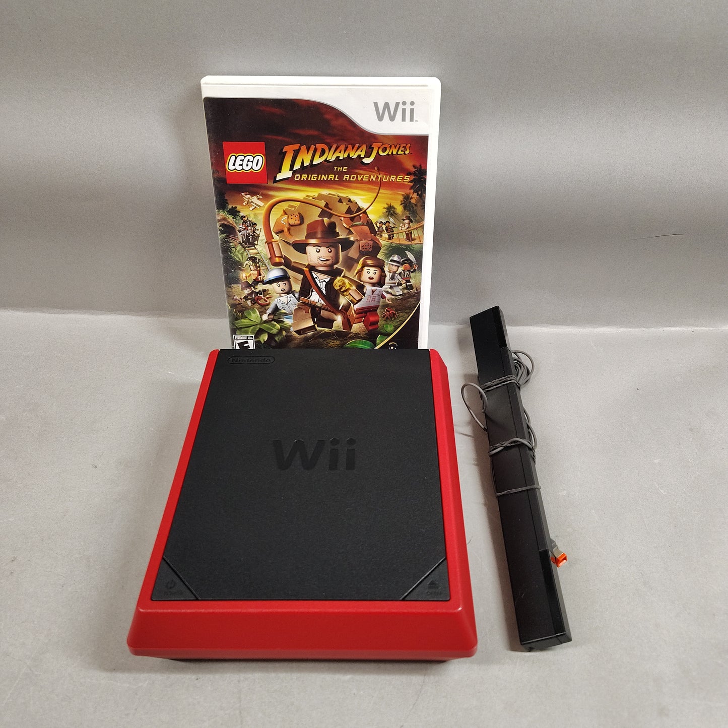 Nintendo Wii Mini Video Game Console RVL-201 Red w/ 1 