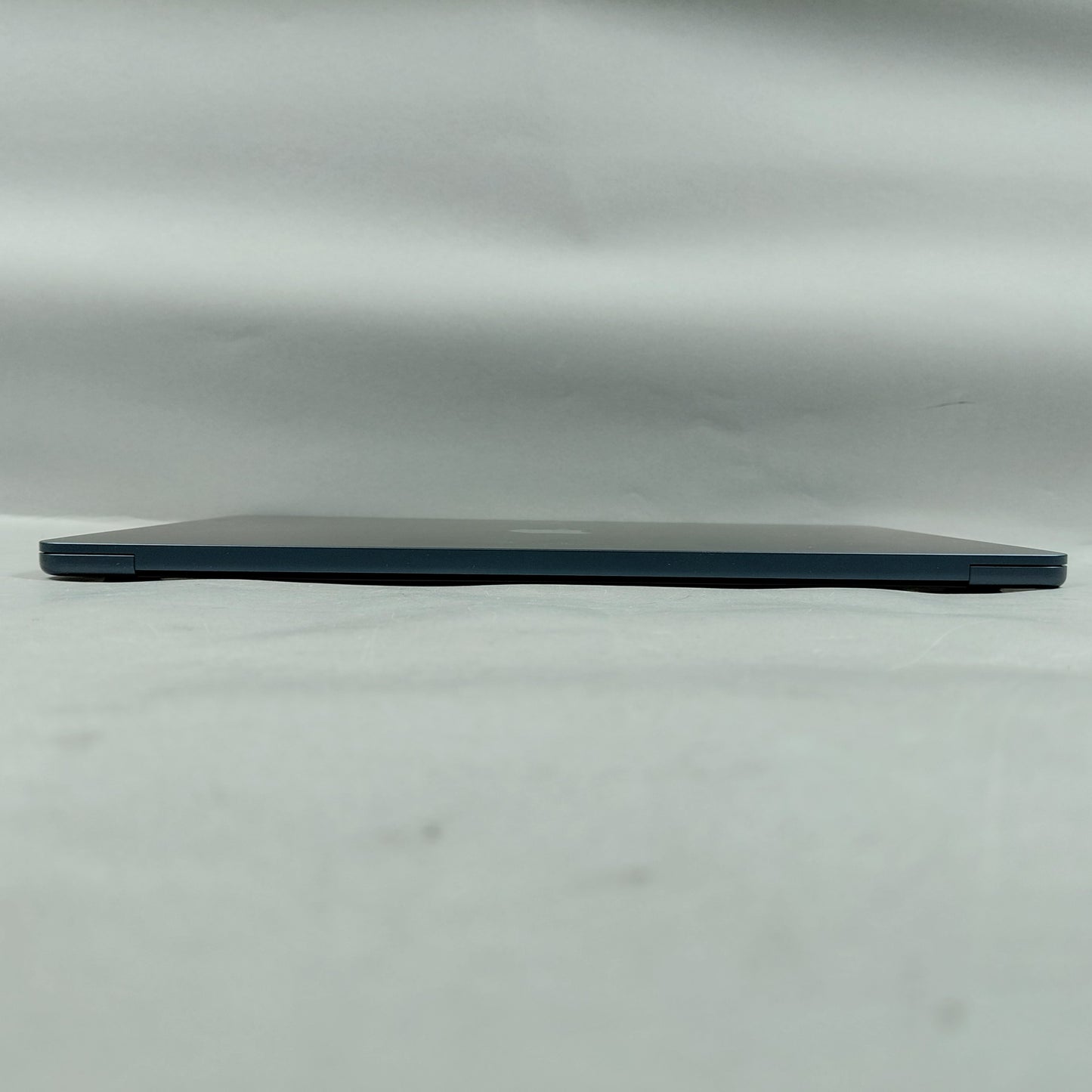 2023 Apple MacBook Air 15" M2 8 Core 3.5GHz 16GB RAM 512GB SSD A2941