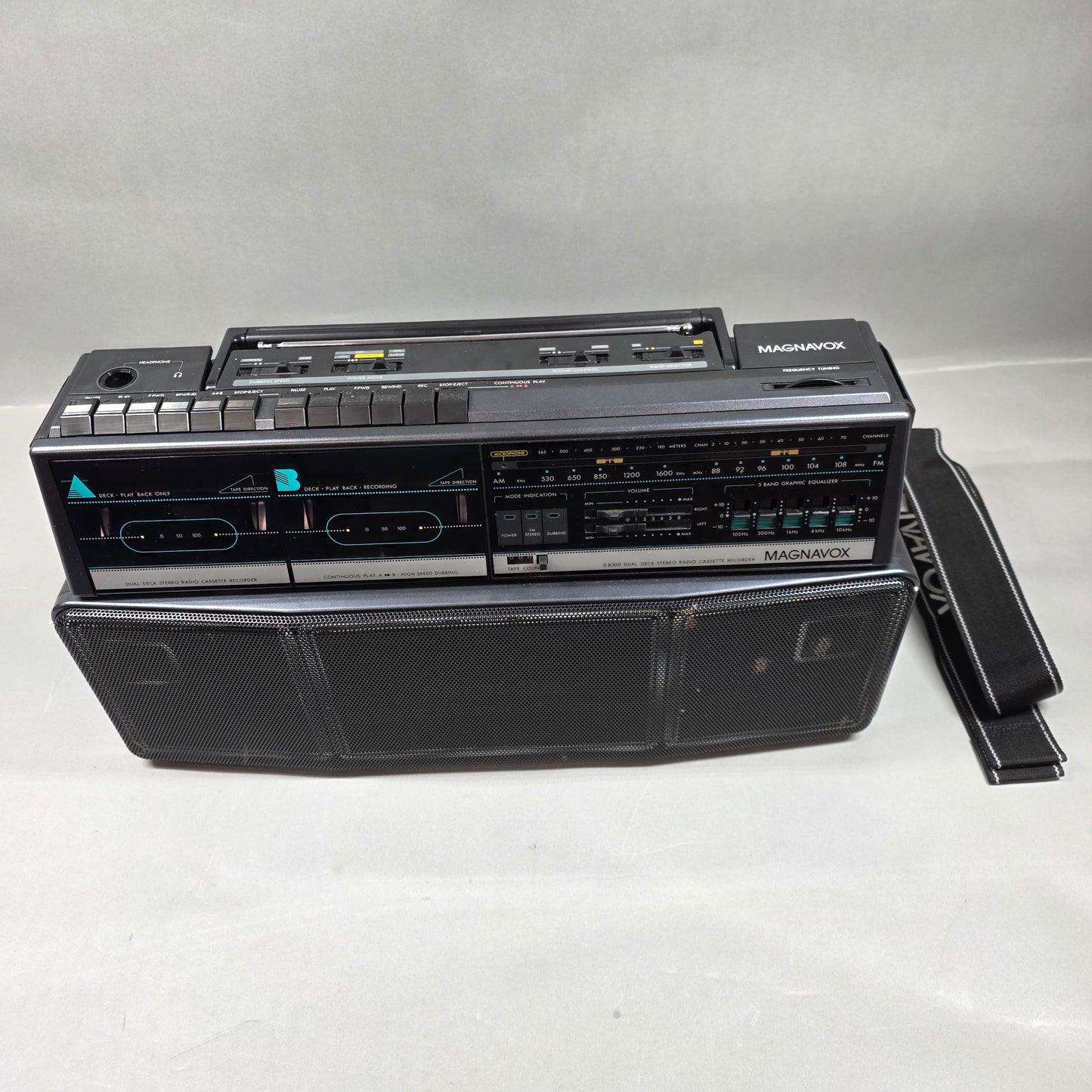 Magnavox D8300 Boombox