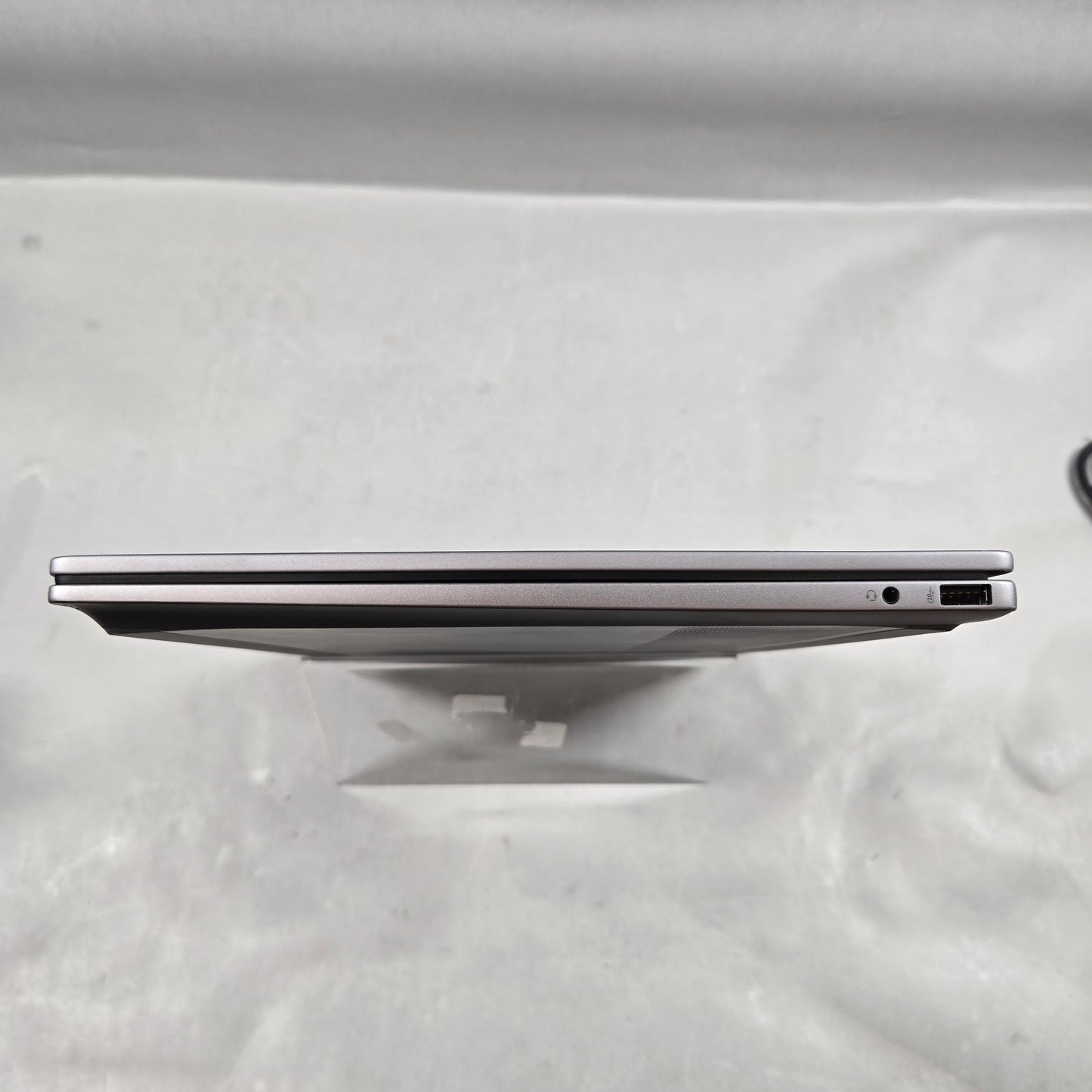 HP Omnibook X  15-EG0067ST 15.6" Ryzen 5 220 3.2GHz 16GB RAM 500GB SSD