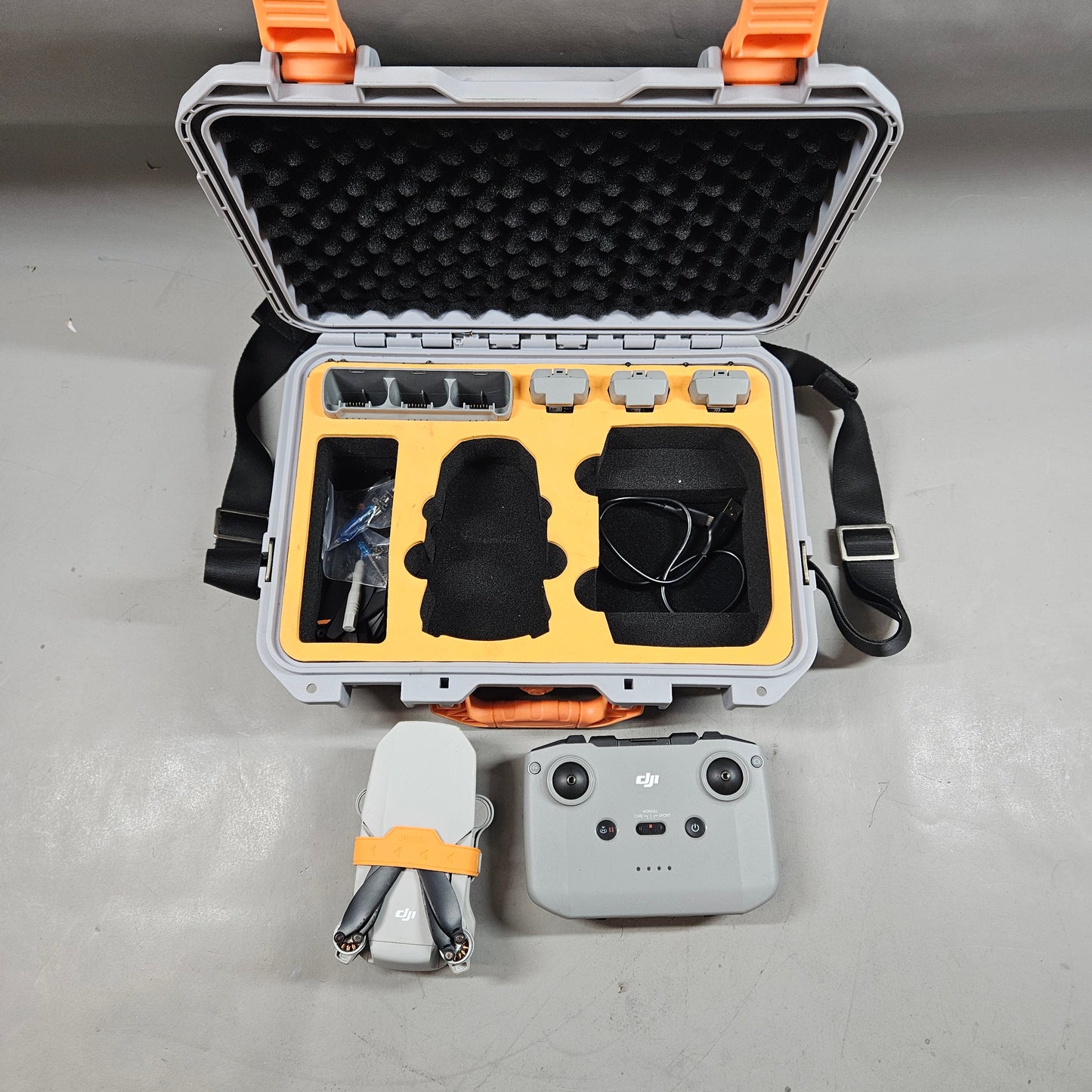 DJI Mini 2 4K Quadcopter Camera Drone MT2SD