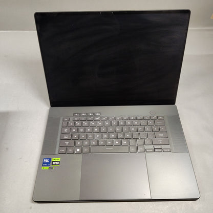 Asus ROG Strix G16 16" Core Ultra 9 185H 2.5GHz 32GB RAM 2TB SSD GeForce RTX 4090