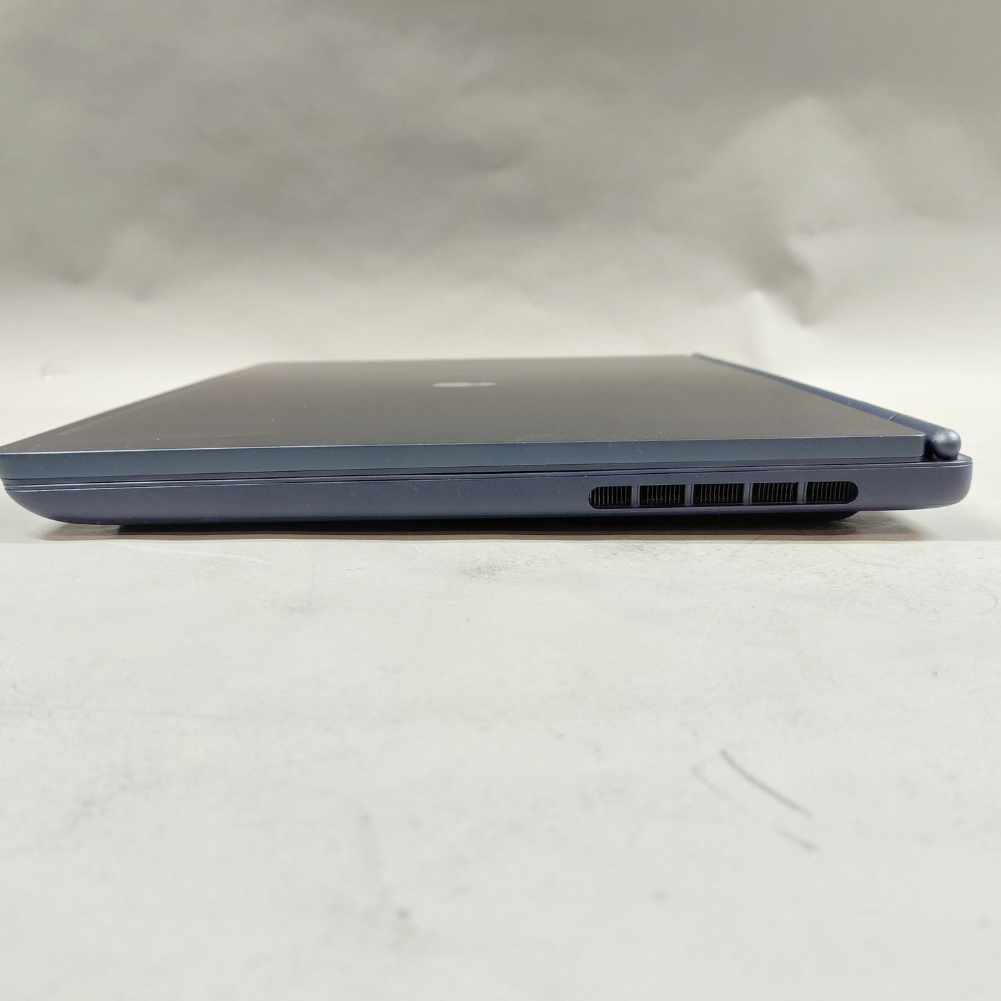 Alienware 16 Aurora AC16250 i7-240H 2.5GHz 16GB RAM 1TB SSD RTX 5050 Laptop GPU