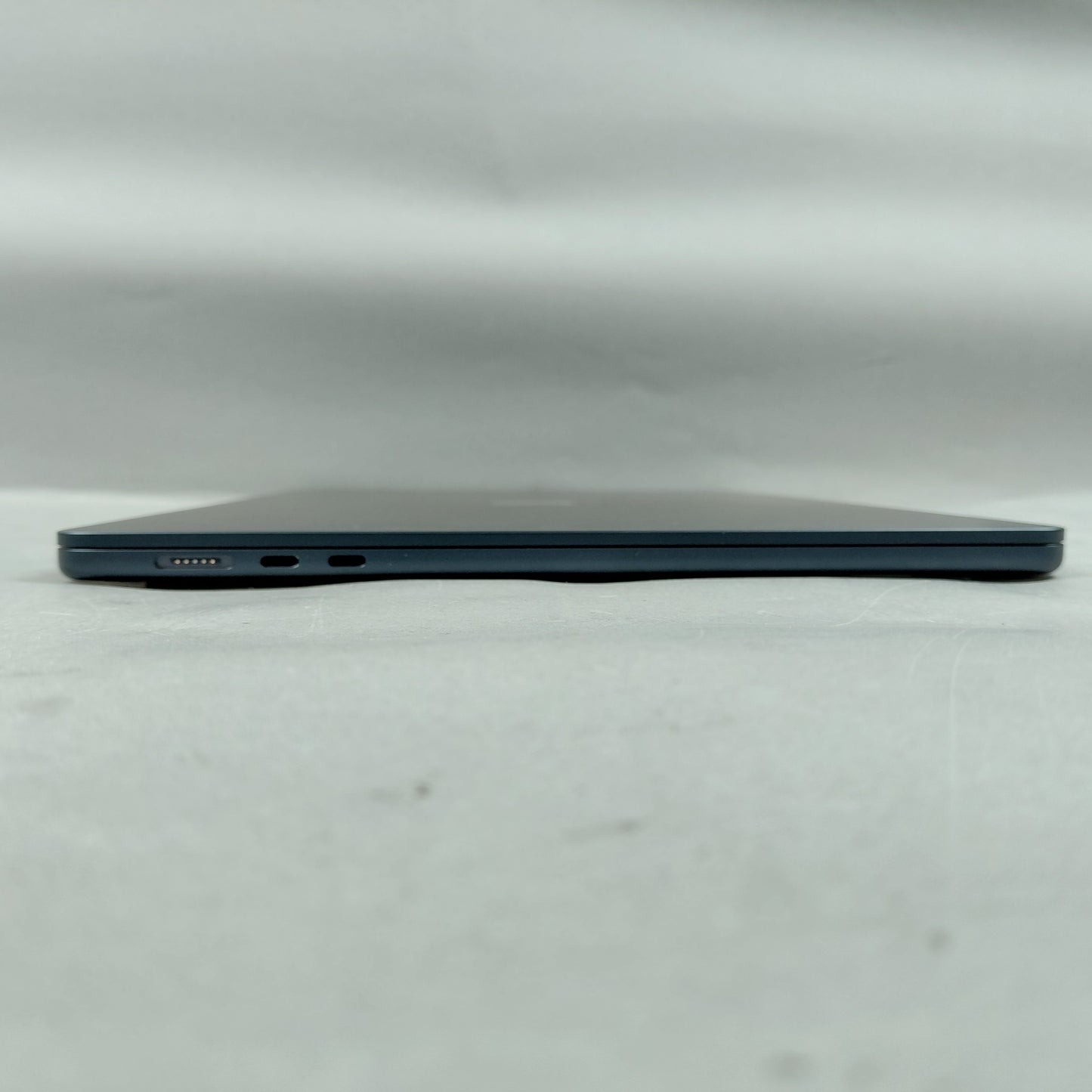 2023 Apple MacBook Air 15" M2 8 Core 3.5GHz 16GB RAM 512GB SSD A2941