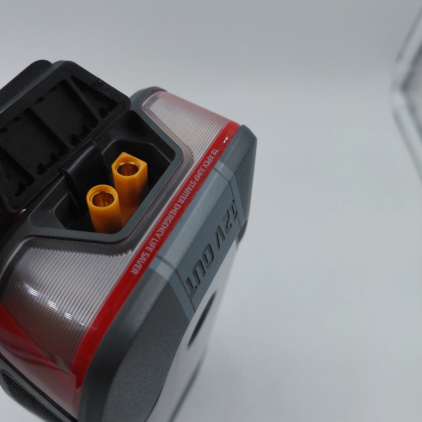 Fantik T8 Apex Portable Car Starter T8