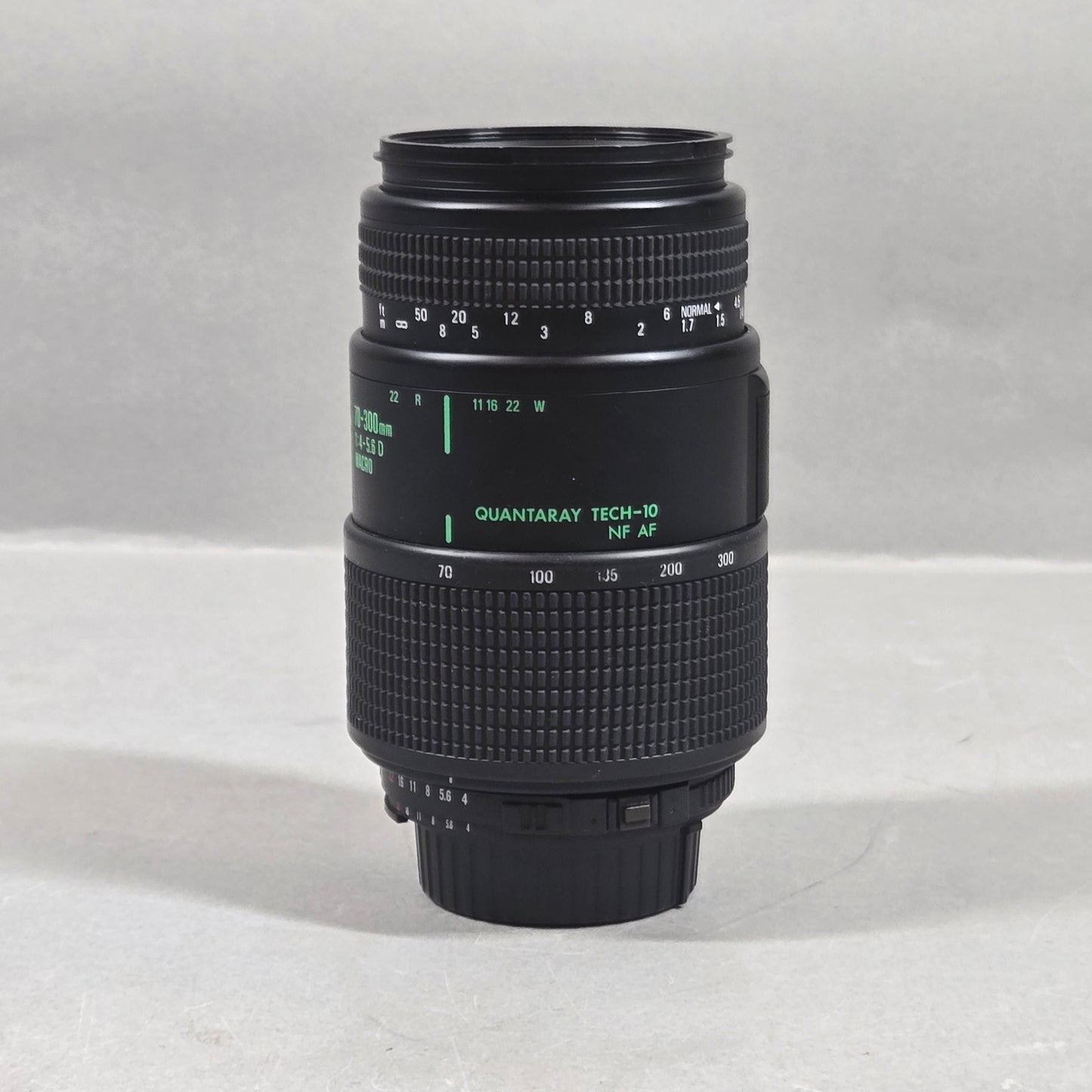 Quantaray 70-300mm 1:4-5.6 D 70-300mm 1:4-5.6 D For Nikon AF-Mount Auto Lens