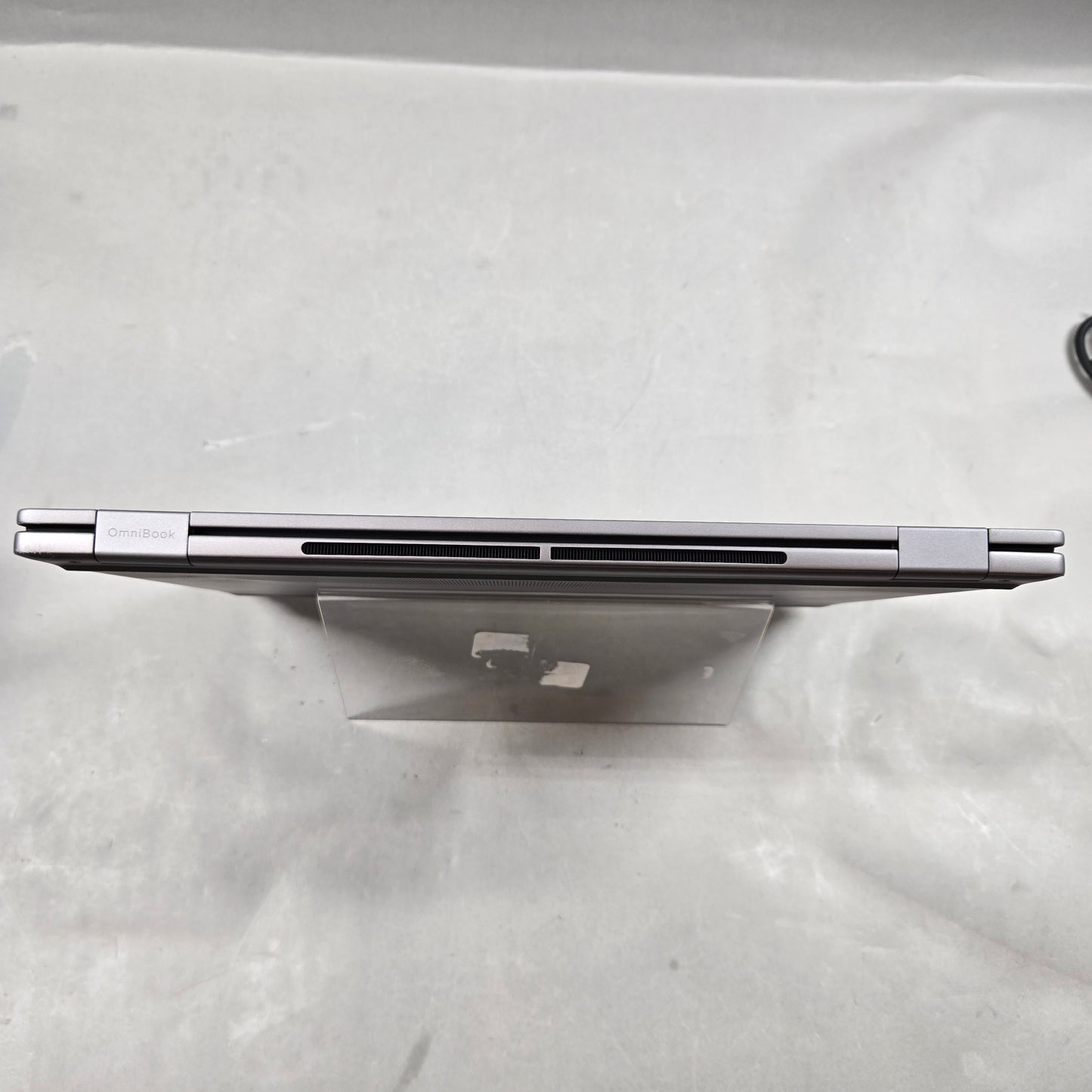 HP Omnibook X  15-EG0067ST 15.6" Ryzen 5 220 3.2GHz 16GB RAM 500GB SSD