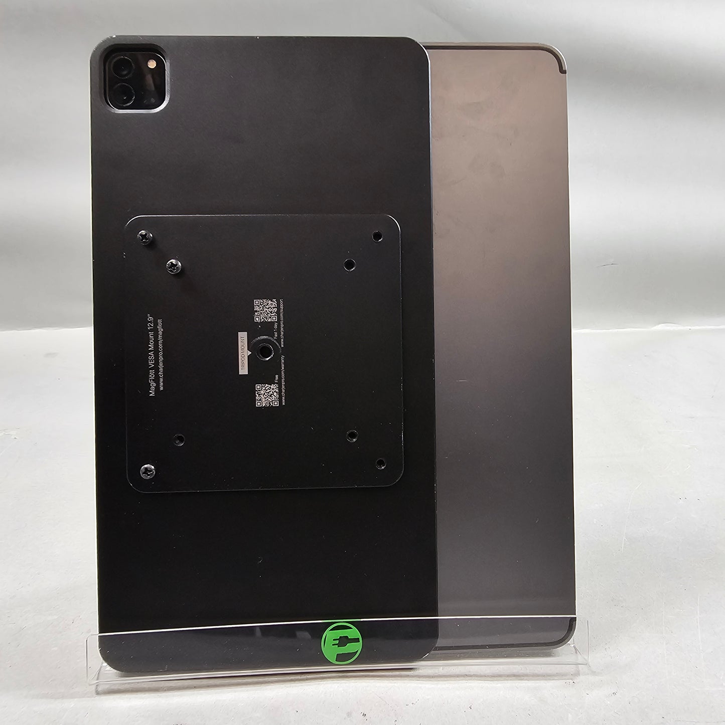 Unlocked Apple iPad Pro 12.9" 4th Gen 256GB Space Gray MXFX2LL/A