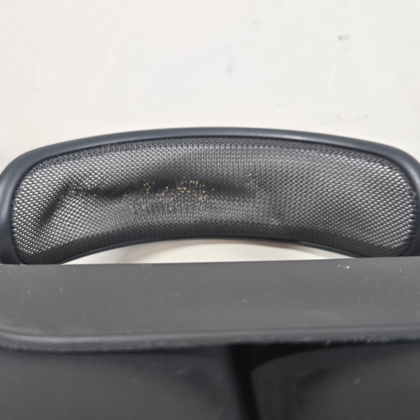 Apple AirPods Max Wireless Over-Ear Headphones Space Gray MGYH3AM/A