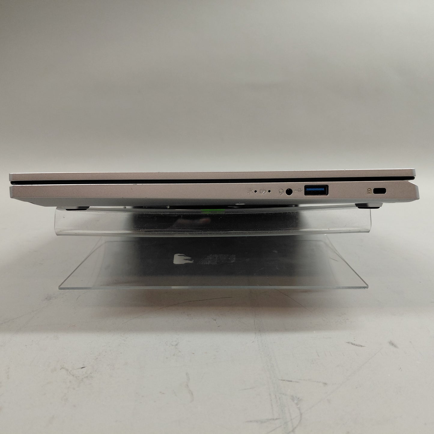 Acer Aspire 3 A315-24P 14" Ryzen 3 7320U 2.4GHz 8GB RAM 128GB