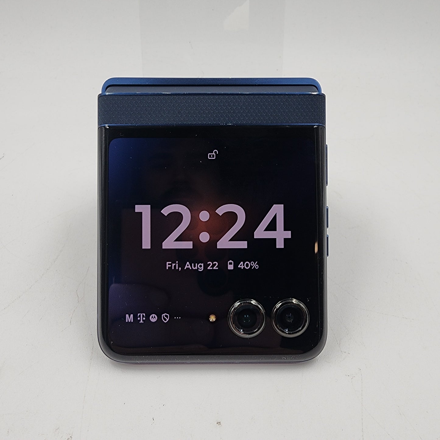T-Mobile Locked Motorola Razr 2025 256GB 15 Blue XT2553-3