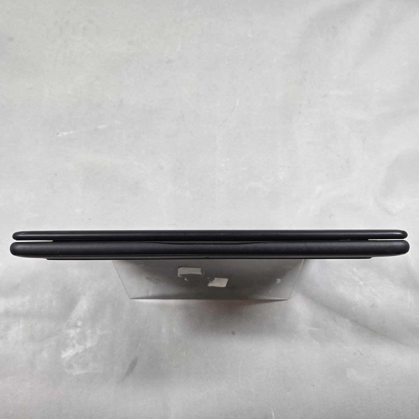 Dell Latitude 3310 3310 13.3" i3-8145u 2.1GHz 8GB RAM 120GB SSD UHD Graphics 620