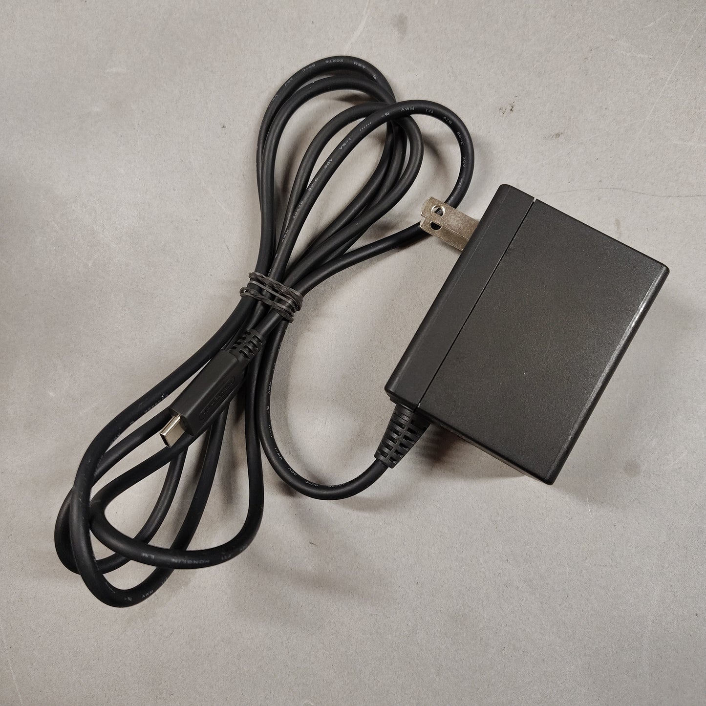 Nintendo Switch OLED Video Game Console HEG-001 Arctic White