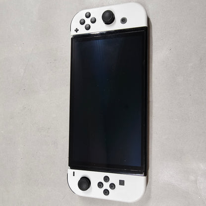 Nintendo Switch OLED Video Game Console HEG-001 Black/White