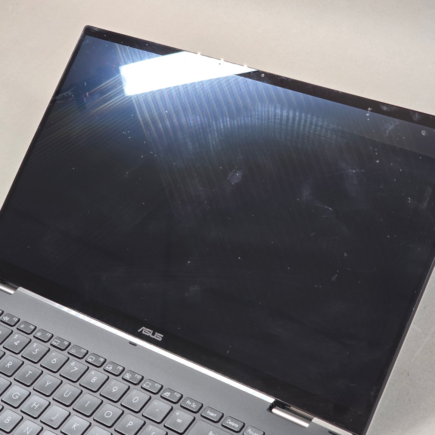 Asus Zenbook Flip 15 FLIP B5402 15.6" i7-1165G7 2.8GHz 16GB RAM 512GB SSD GeForc