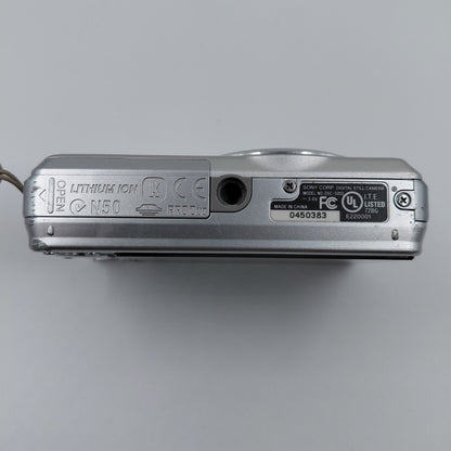 Sony CYBER-SHOT DSC-S950 10.1MP Digital Point-And-Shoot Camera