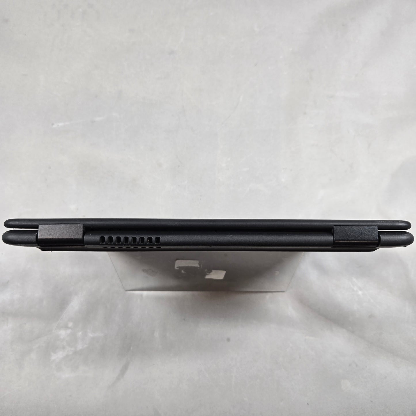 Dell Latitude 3310 3310 13.3" i3-8145u 2.1GHz 8GB RAM 120GB SSD UHD Graphics 620