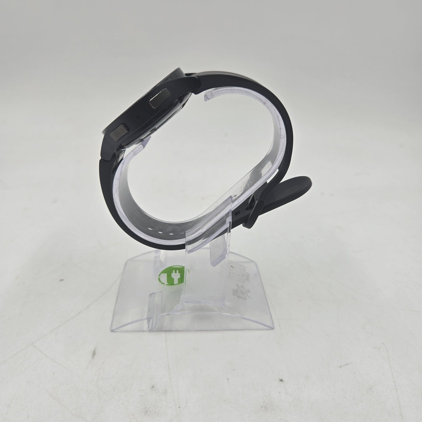 Factory Unlocked Samsung Galaxy Watch6 Armor Aluminum SM-R935U