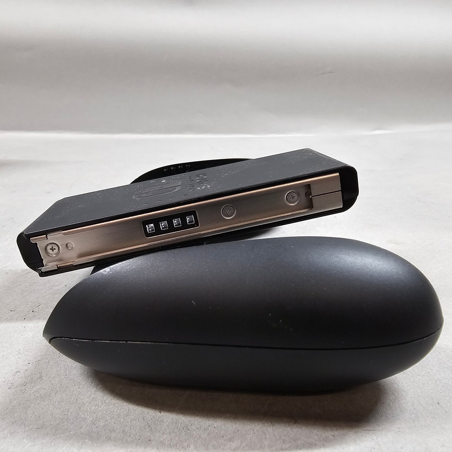 Nintendo Switch OLED Video Game Console HEG-001 Black/White