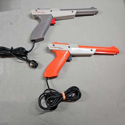 Nintendo Entertainment System NES Video Game Console NES-001 Gray