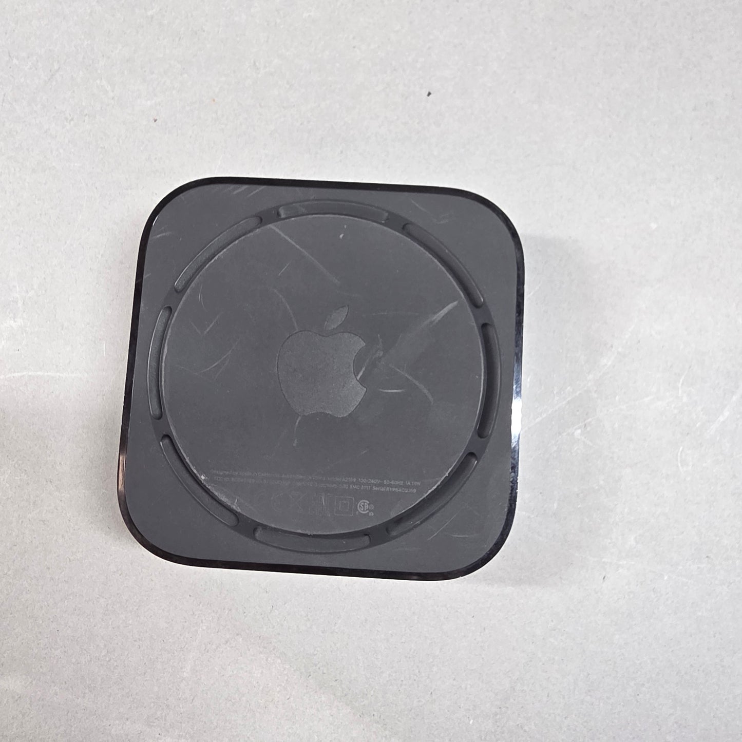 Apple TV 4K 2nd Gen 32GB Digital HD Media Streamer MXH02LL/A WiFi + Ethernet