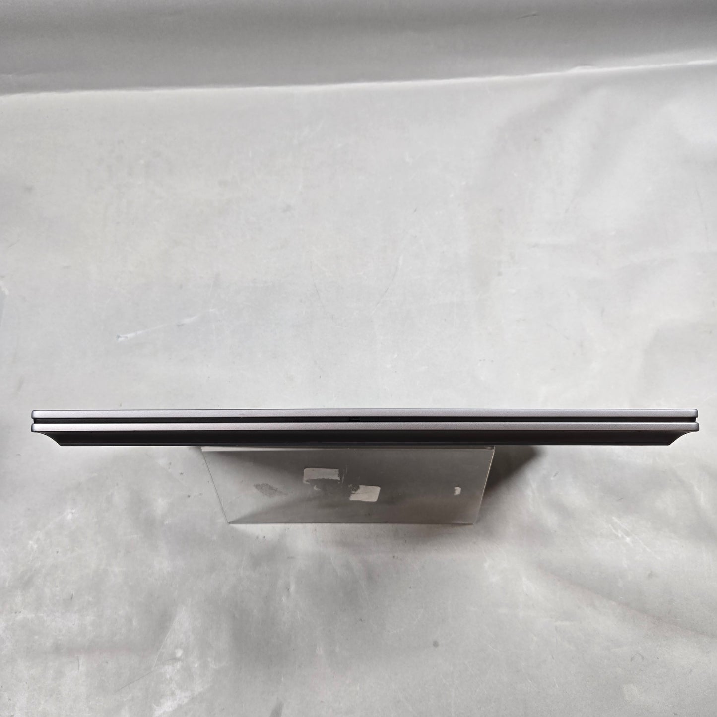 HP Omnibook X  15-EG0067ST 15.6" Ryzen 5 220 3.2GHz 16GB RAM 500GB SSD