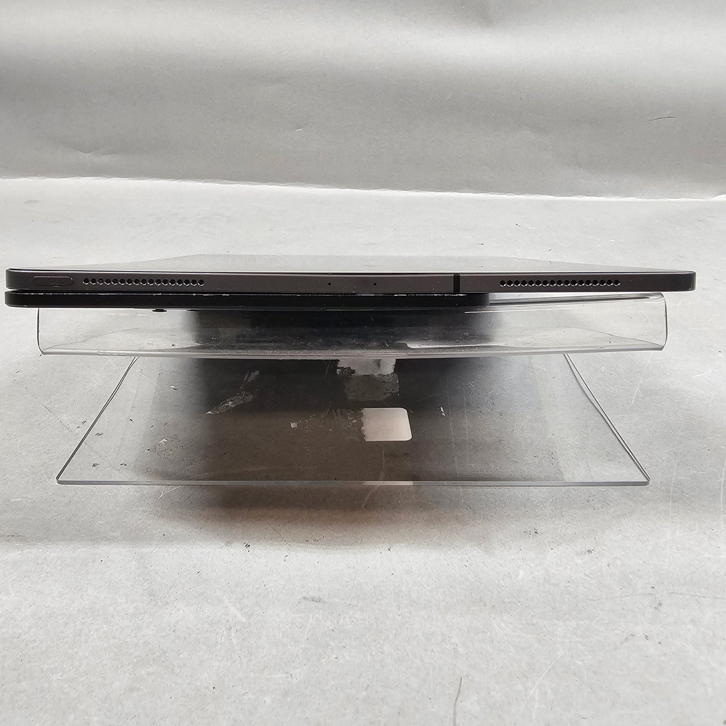 Unlocked Apple iPad Pro 12.9" 4th Gen 256GB Space Gray MXFX2LL/A