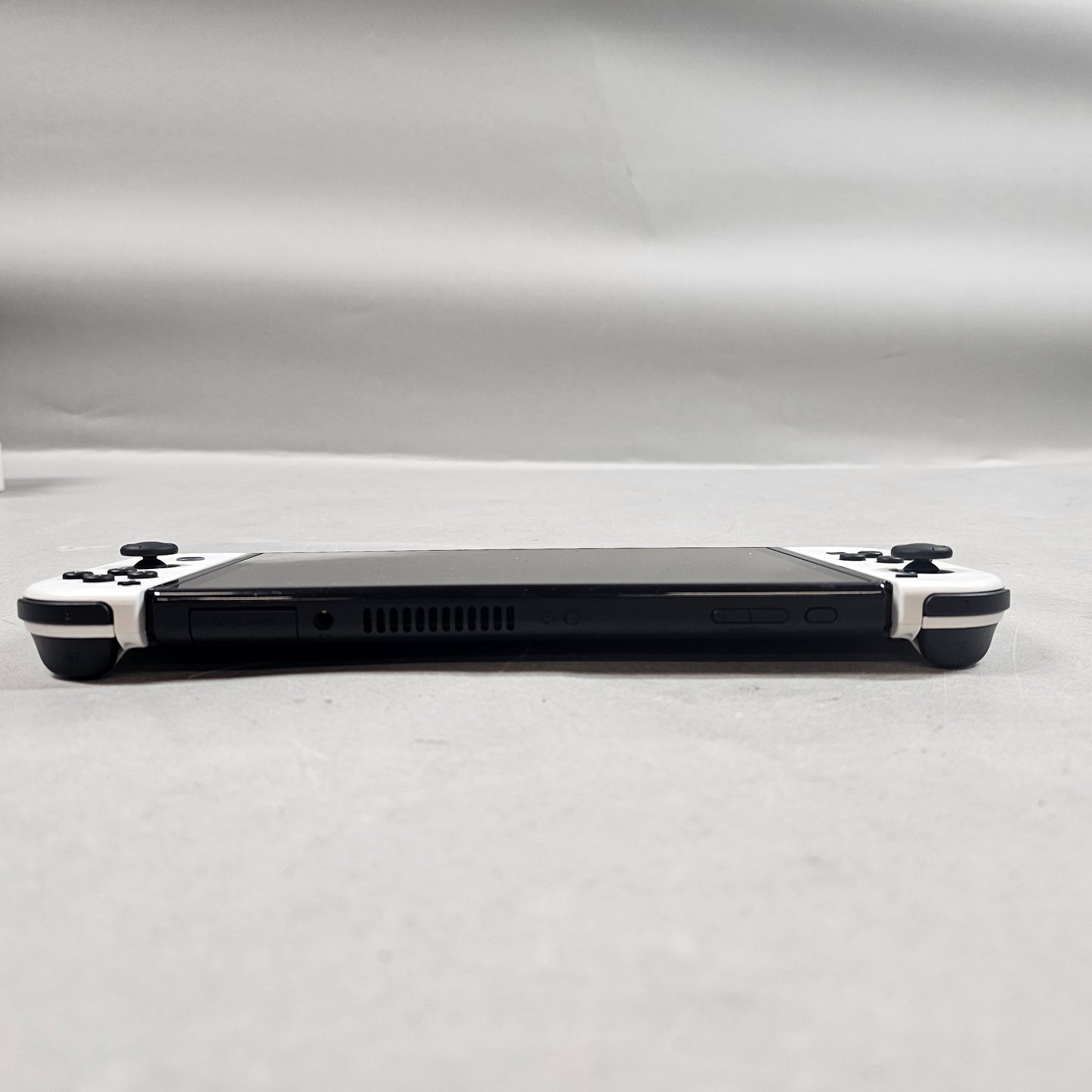 Nintendo Switch OLED Video Game Console HEG-001 Black/White