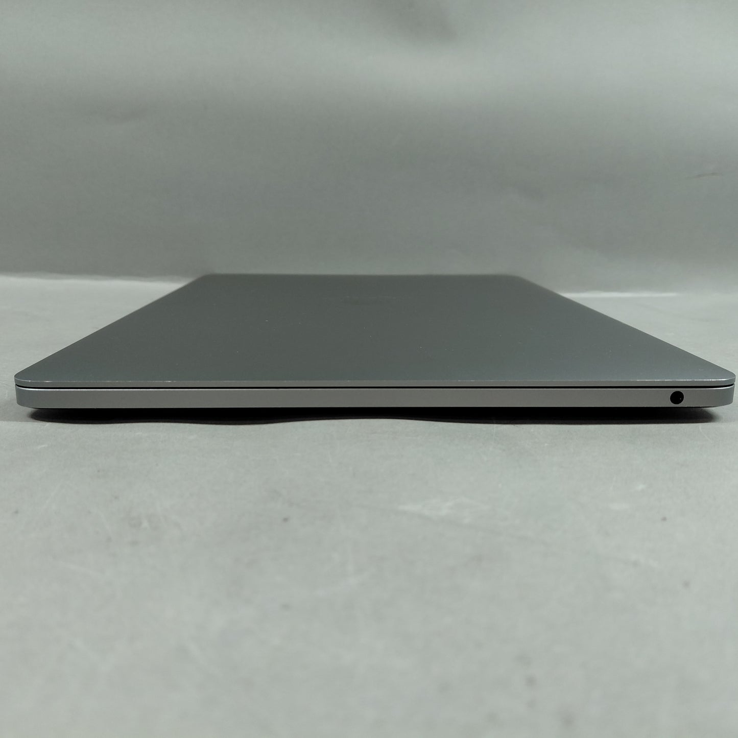 2020 Apple MacBook Pro 13.3" i5 1.4GHz 8GB RAM 256GB Silver A2289