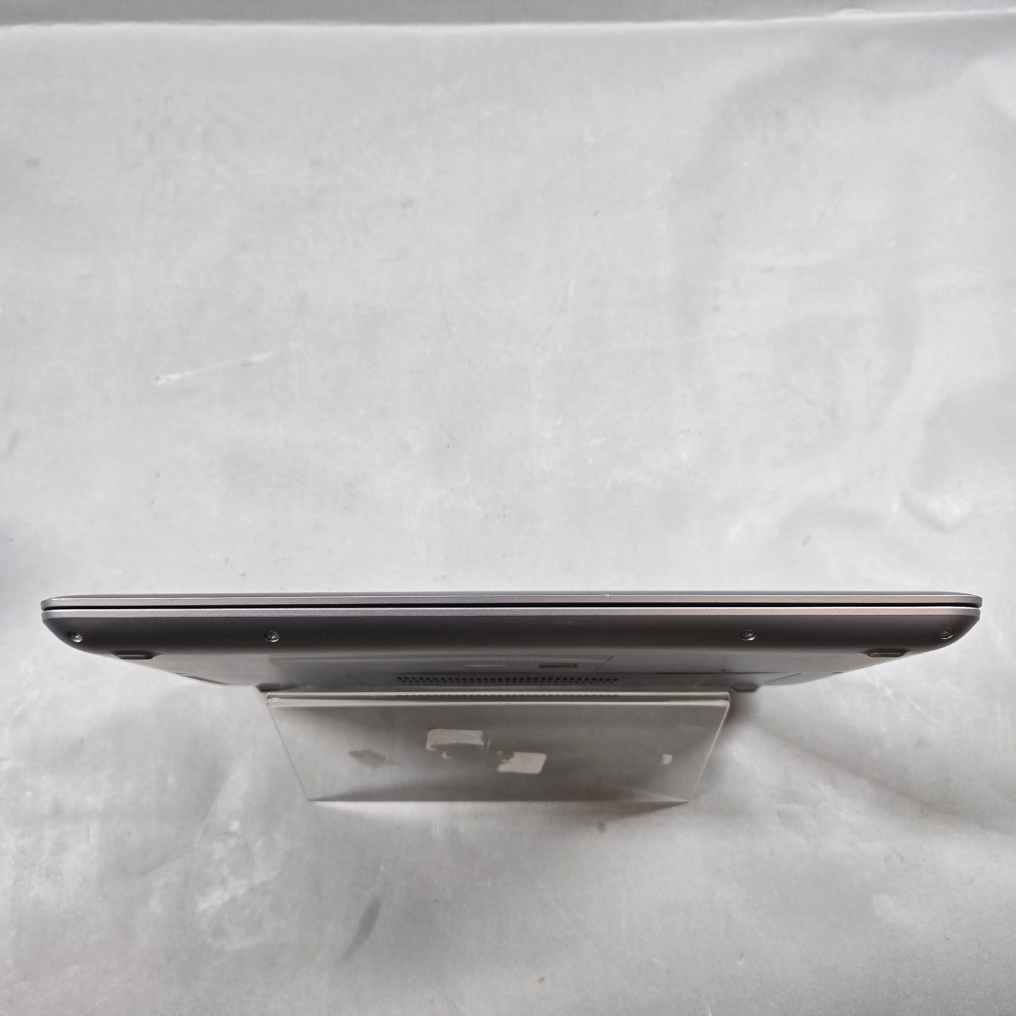 HP ProBook Q02C 13.3" Celeron 3865U 1.8GHz 8GB RAM 128GB SSD