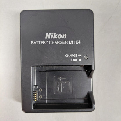 Nikon D5600 24.1MP Digital SLR DSLR Camera