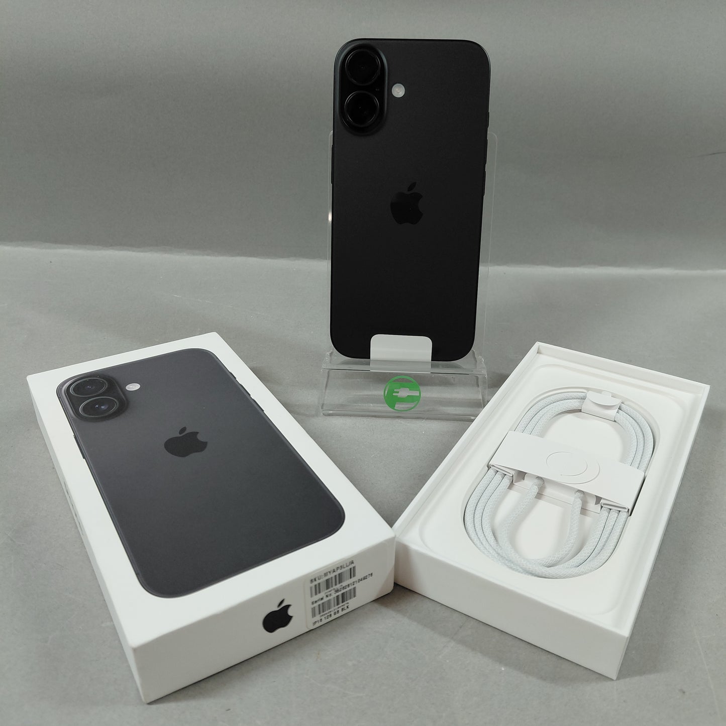 Open Box Verizon Apple iPhone 16 128GB Black MYAP3LL/A