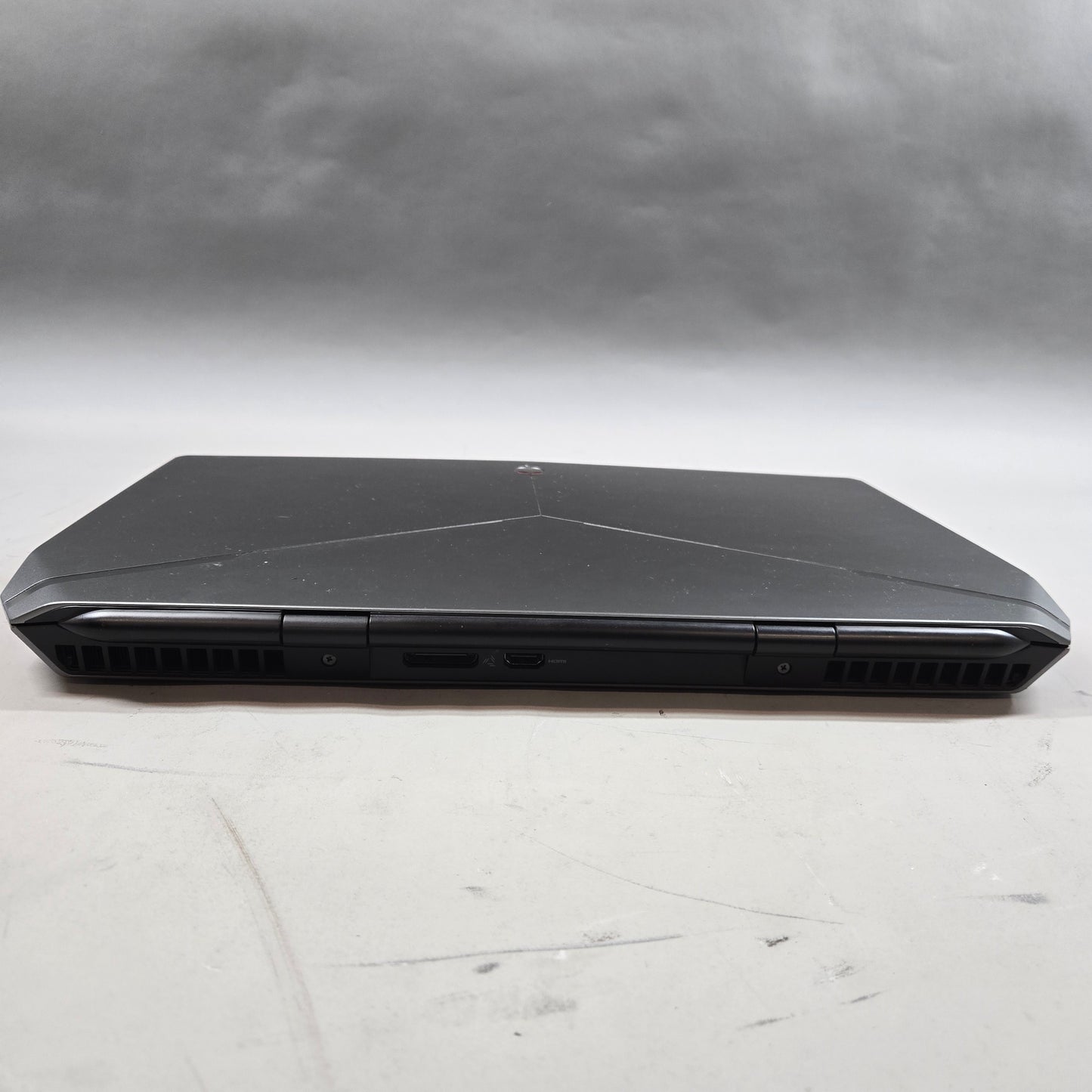 Alienware 17 R3 i7-6820HK 8GB RAM 1TB SSD GeForce RTX 2060
