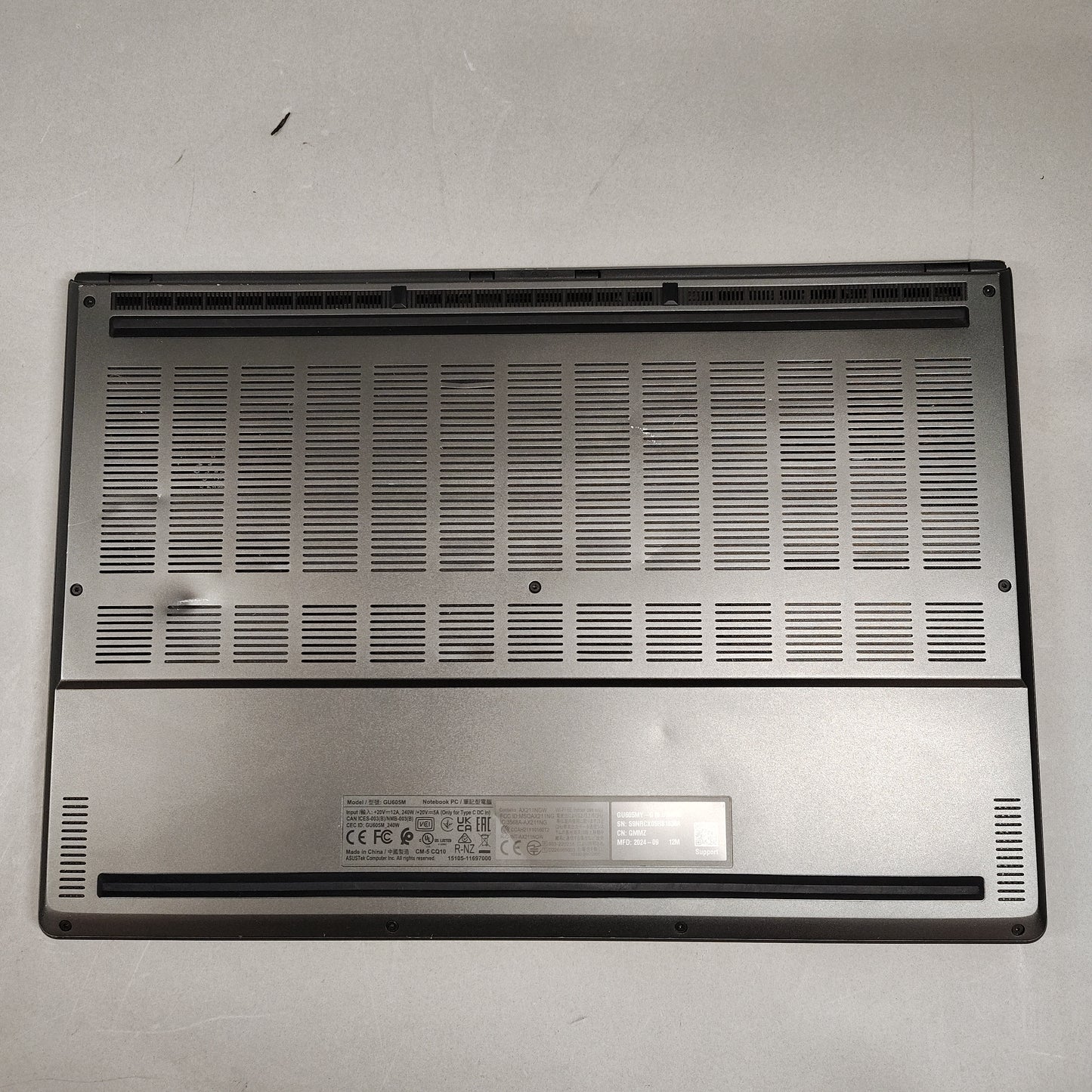 Asus ROG Strix G16 16" Core Ultra 9 185H 2.5GHz 32GB RAM 2TB SSD GeForce RTX 4090