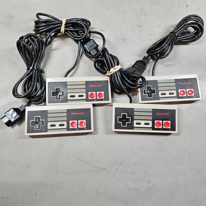 Nintendo Entertainment System NES Video Game Console NES-001 Gray