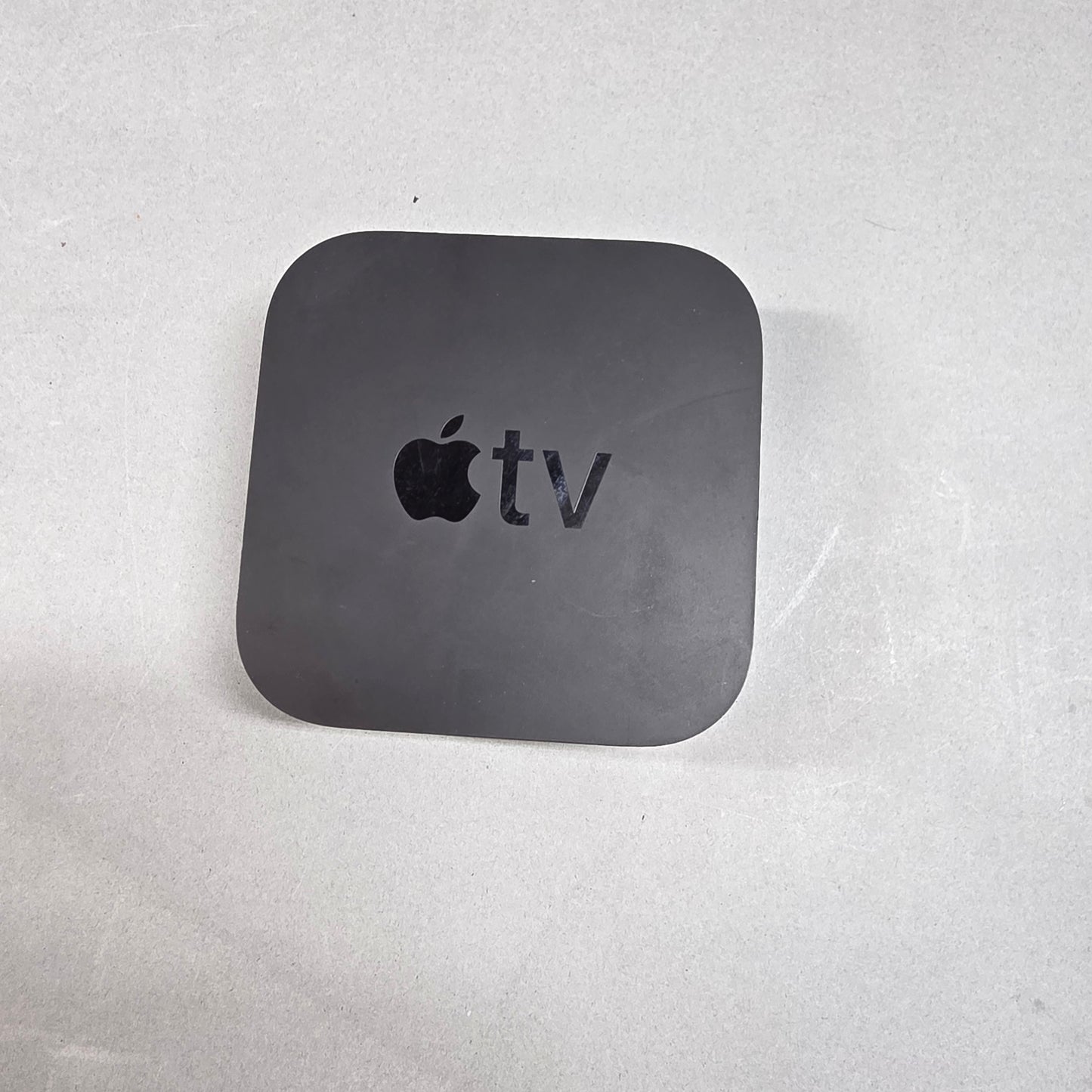Apple TV 4K 2nd Gen 32GB Digital HD Media Streamer MXH02LL/A WiFi + Ethernet