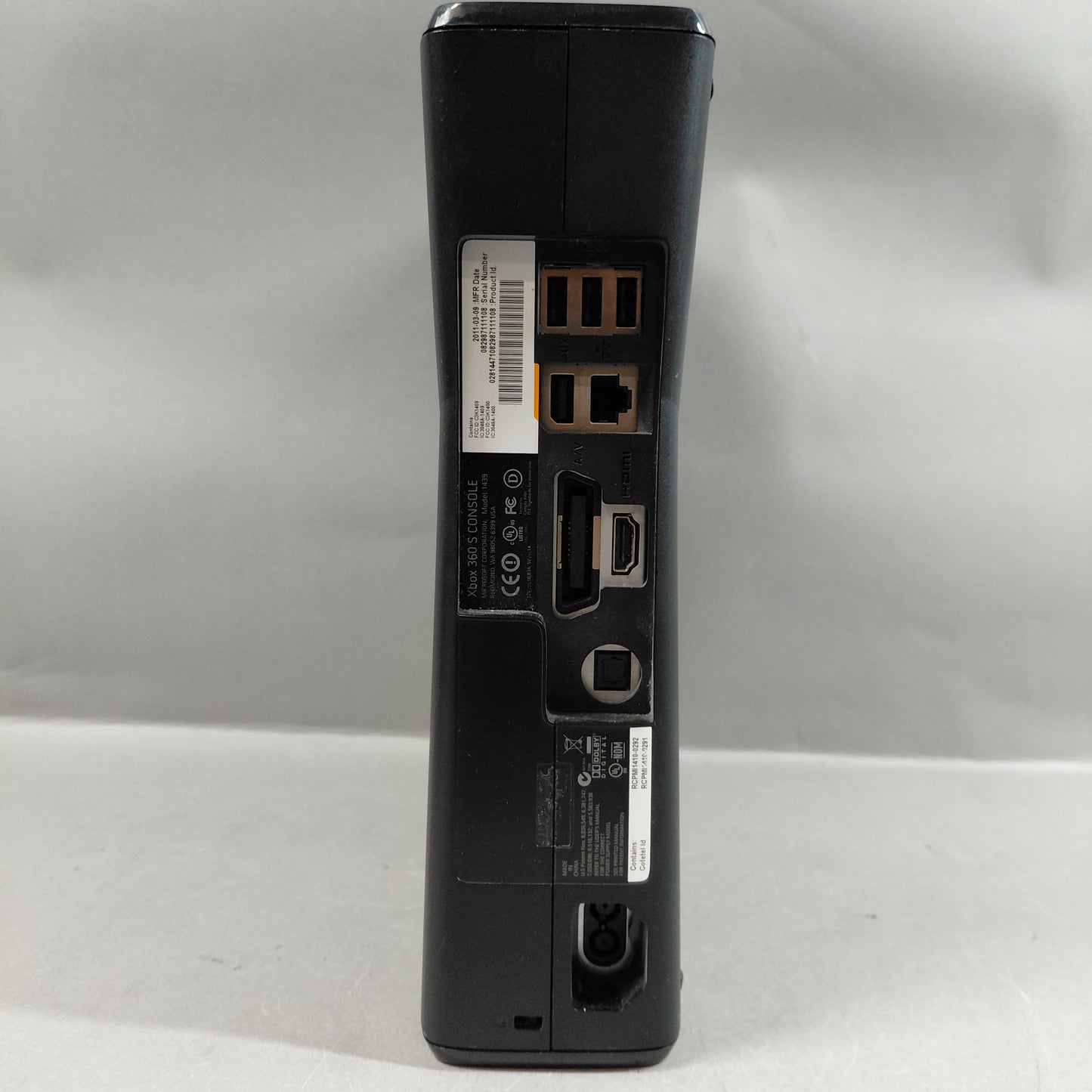 Microsoft Xbox 360 S 4GB Black 1439 W/3 Games