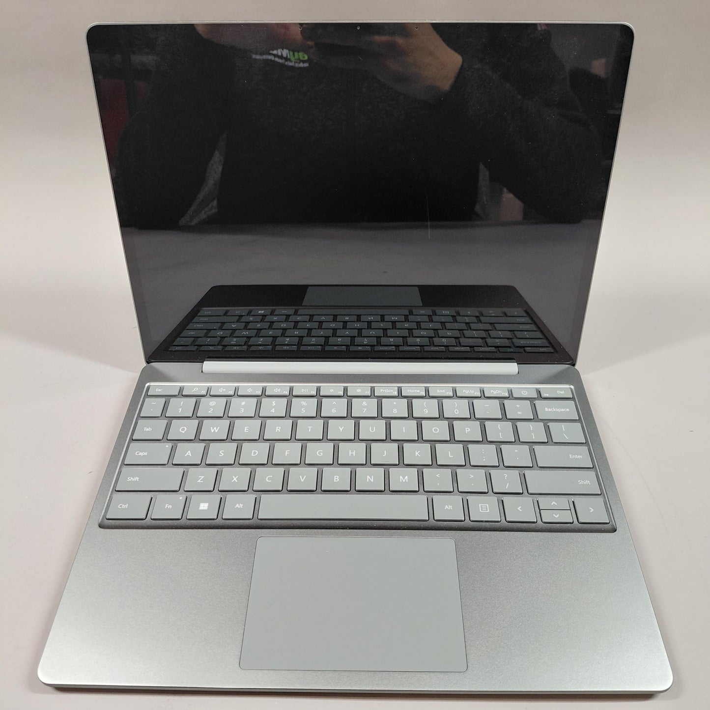 Microsoft Surface Laptop Go 2 2013 12.4" i5-1135G7 2.4GHz 8GB RAM 256GB SSD