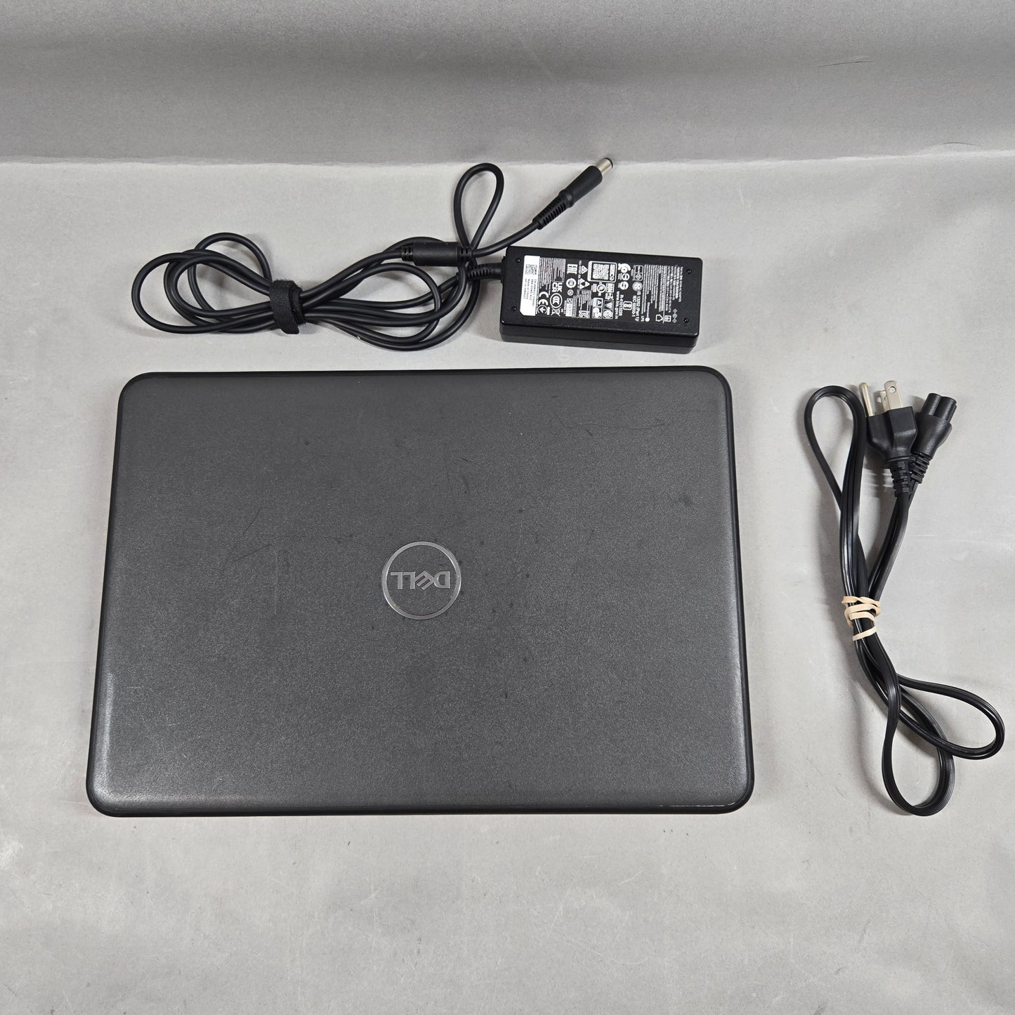 Dell Latitude 3310 3310 13.3" i3-8145u 2.1GHz 8GB RAM 120GB SSD UHD Graphics 620
