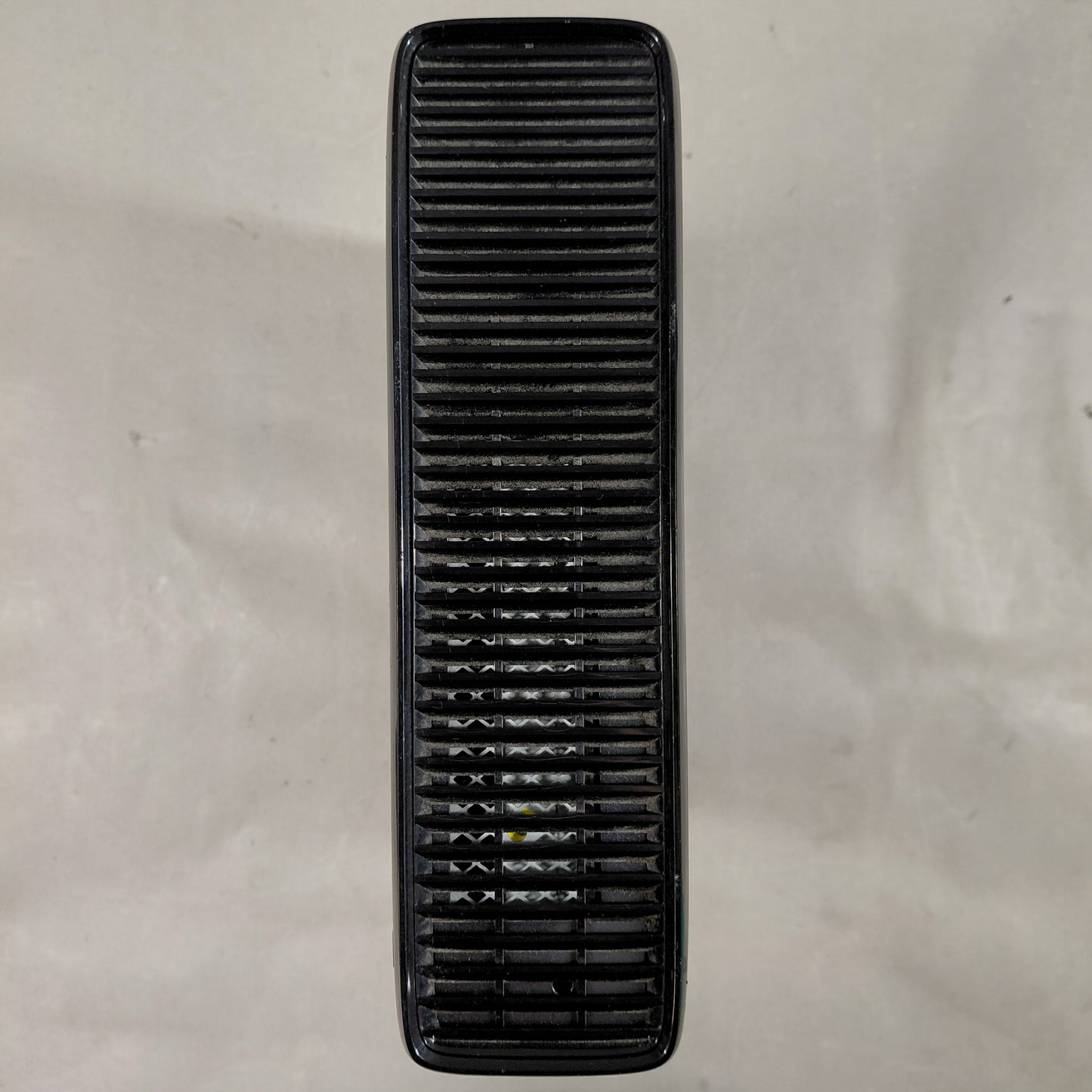 Microsoft Xbox 360 S 4GB Black 1439 W/3 Games