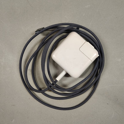 2022 Apple MacBook Pro 13.6" M2 8C GPU 3.5GHz 8GB RAM 250GB SSD A2681